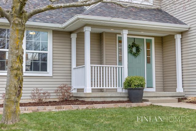 9061 Glengarry Court Se, Caledonia Vlg, MI 49316