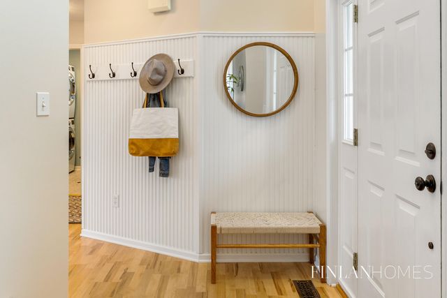 9061 Glengarry Court Se, Caledonia Vlg, MI 49316