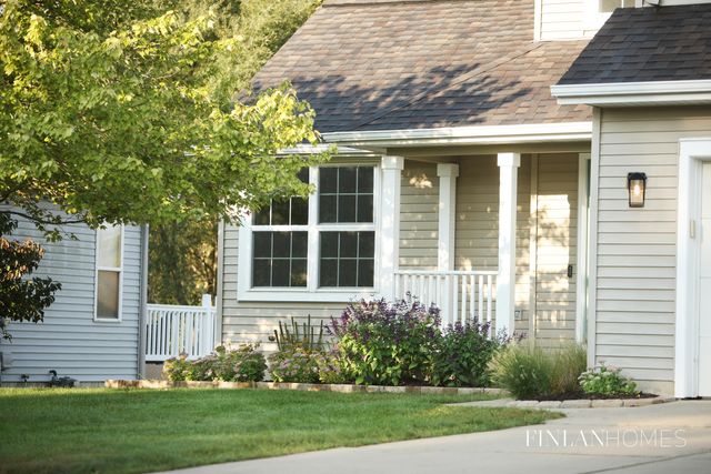 9061 Glengarry Court Se, Caledonia Vlg, MI 49316