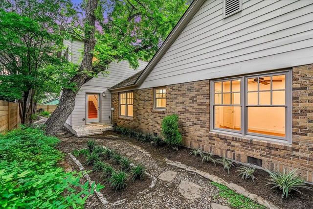 1704 Travis Heights BLVD, Austin, TX 78704