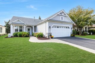 13221 Stratford Lane, Huntley, IL 60142