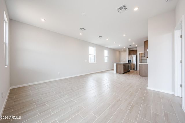 5865 E SIDEOATS Way, San Tan Valley, AZ 85143