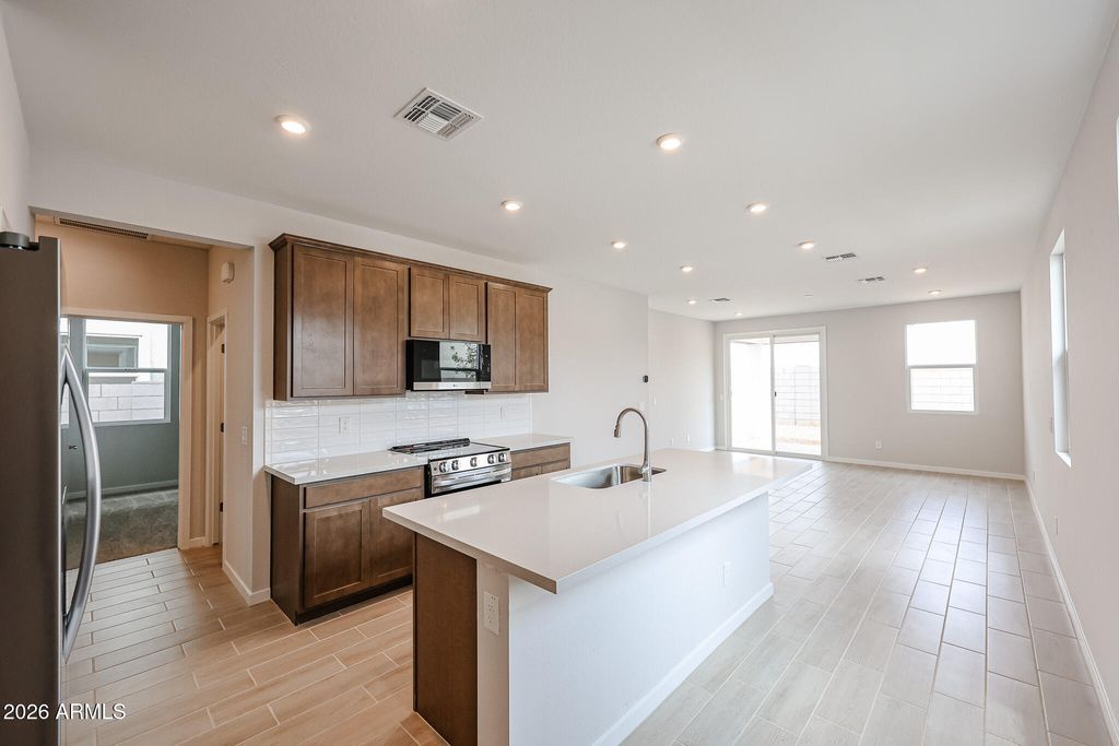 5865 E SIDEOATS Way, San Tan Valley, AZ 85143 — photo 3