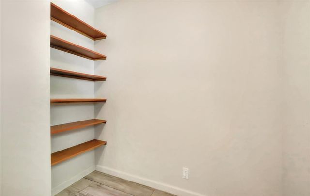 17572 Long Branch Ct, Penn Valley, CA 95946