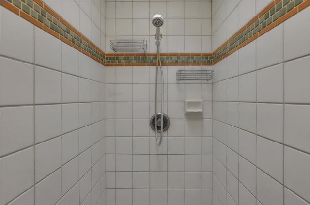 17572 Long Branch Ct, Penn Valley, CA 95946