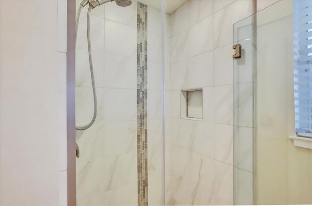 17572 Long Branch Ct, Penn Valley, CA 95946