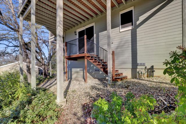 17572 Long Branch Ct, Penn Valley, CA 95946