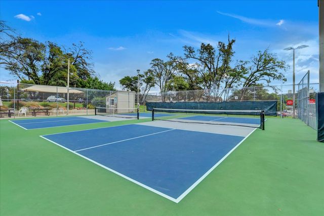 17572 Long Branch Ct, Penn Valley, CA 95946