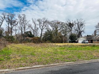 400 N Blk N Locksley Drive, Lafayette, LA 70508