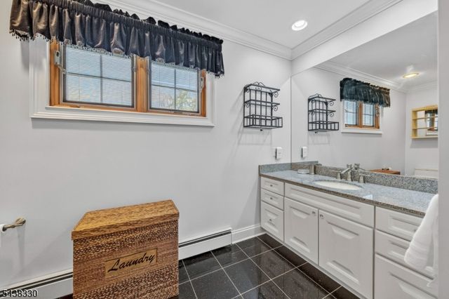 276 Northview Ter, Springfield Twp., NJ 07081