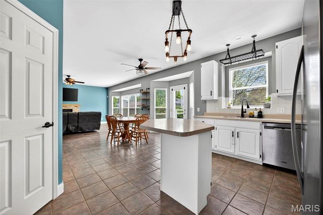 1844 Somerset Hollow Lane, Wentzville, MO 63385