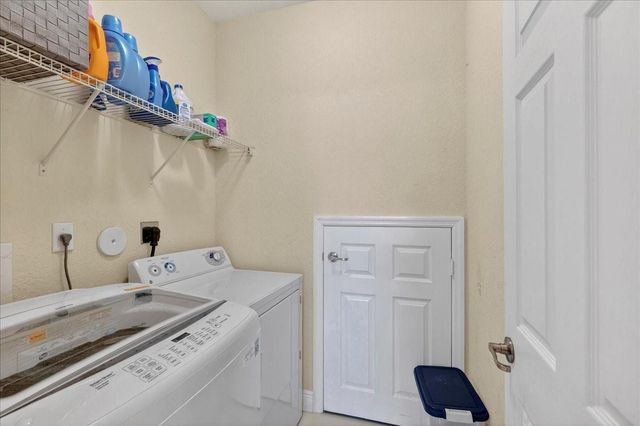 3262 NW 31st Terrace, Oakland Park, FL 33309