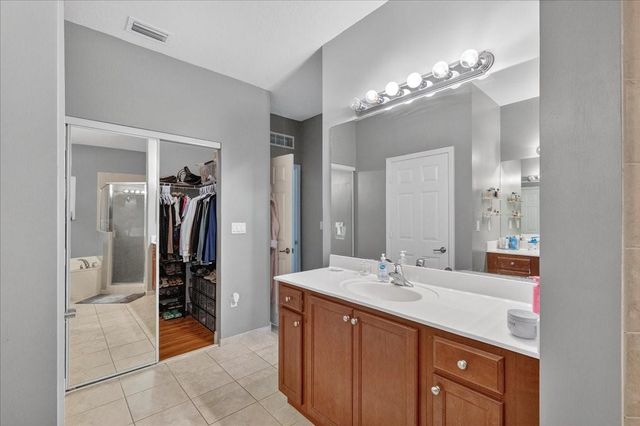 3262 NW 31st Terrace, Oakland Park, FL 33309