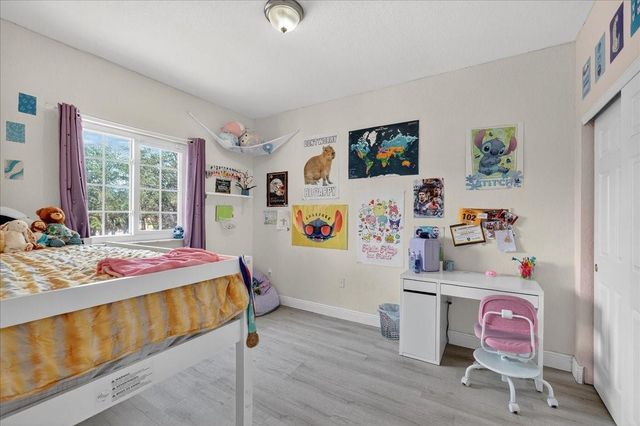 3262 NW 31st Terrace, Oakland Park, FL 33309