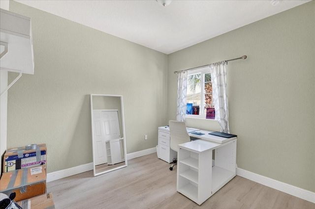 3262 NW 31st Terrace, Oakland Park, FL 33309