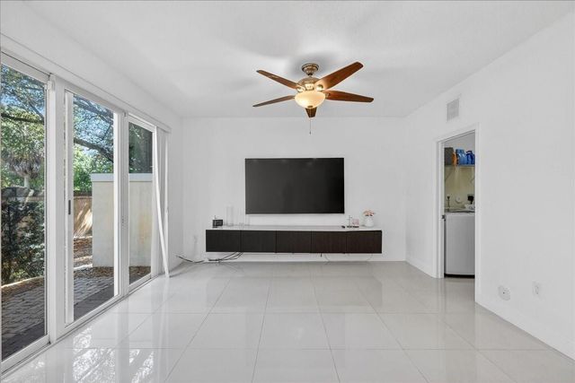 3262 NW 31st Terrace, Oakland Park, FL 33309