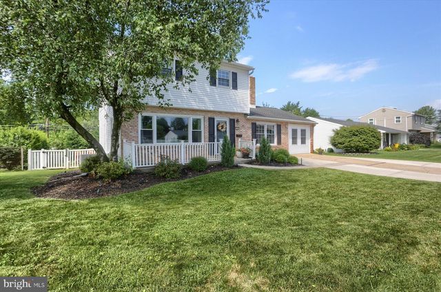 120 LANCASTER BLVD, Mechanicsburg, PA 17055