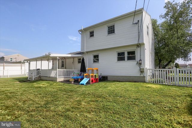120 LANCASTER BLVD, Mechanicsburg, PA 17055