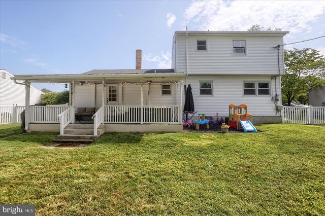 120 LANCASTER BLVD, Mechanicsburg, PA 17055