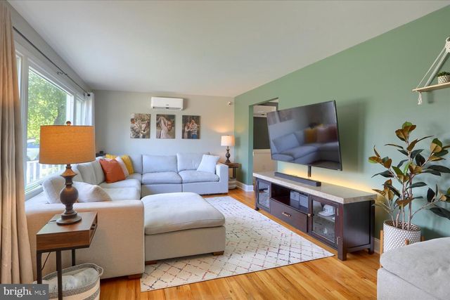 120 LANCASTER BLVD, Mechanicsburg, PA 17055