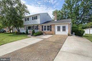 120 LANCASTER BLVD, Mechanicsburg, PA 17055