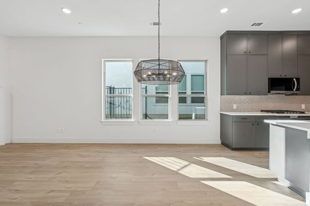 126 Bridgewater Way 37, Hickory Creek, TX 75065