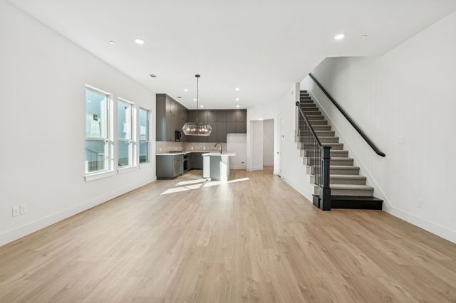 126 Bridgewater Way 37, Hickory Creek, TX 75065