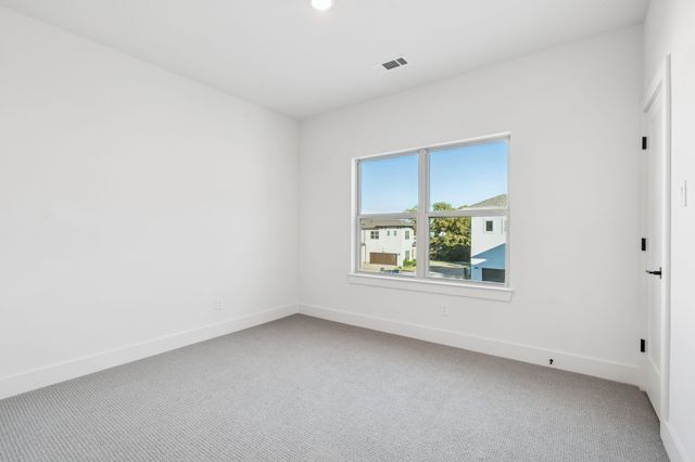 126 Bridgewater Way 37, Hickory Creek, TX 75065