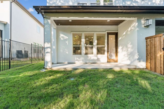 126 Bridgewater Way 37, Hickory Creek, TX 75065