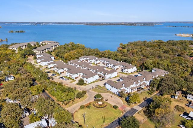 126 Bridgewater Way 37, Hickory Creek, TX 75065