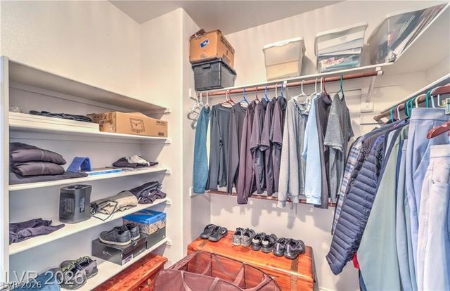 10729 CHILLINGHAM Drive, Las Vegas, NV 89183