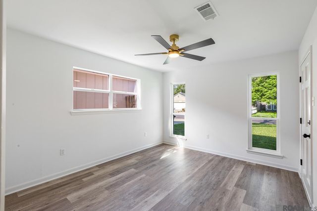 333 Heatherwood Dr, Baton Rouge, LA 70808