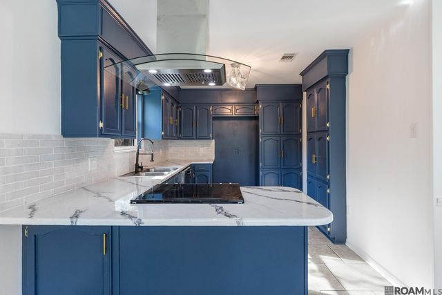 333 Heatherwood Dr, Baton Rouge, LA 70808