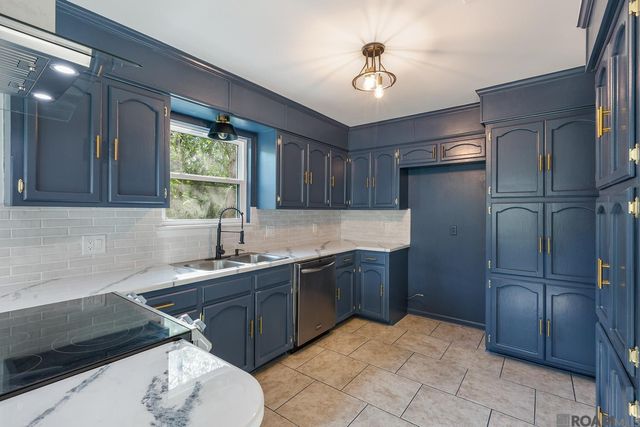 333 Heatherwood Dr, Baton Rouge, LA 70808