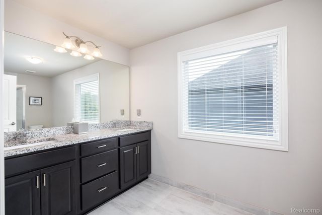 3534 Birchmount Drive, Troy, MI 48083