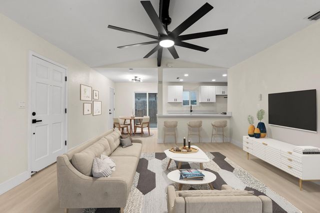 2115 Valmora Dr, Stockton, CA 95210