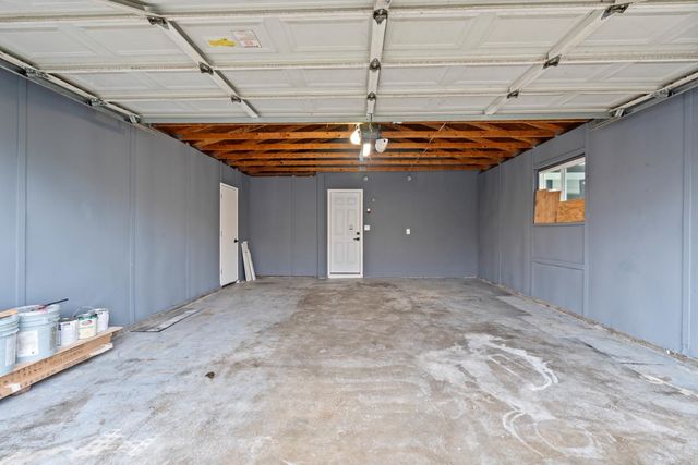 2115 Valmora Dr, Stockton, CA 95210