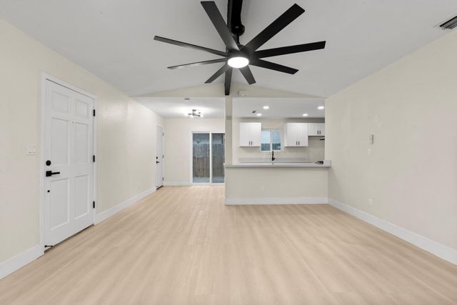 2115 Valmora Dr, Stockton, CA 95210