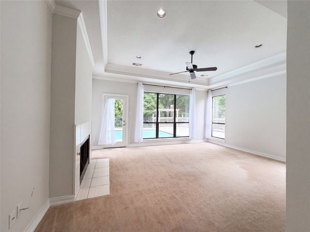 2405 Castle Rock Road, Arlington, TX 76006