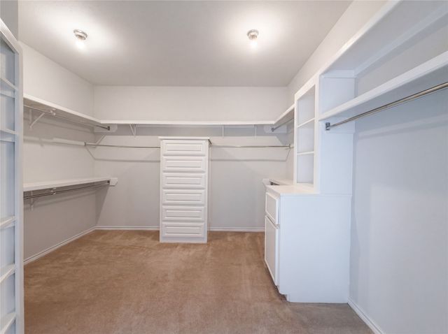 2405 Castle Rock Road, Arlington, TX 76006
