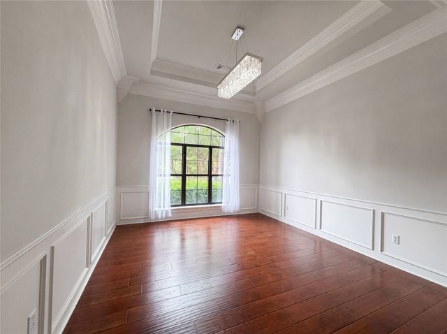 2405 Castle Rock Road, Arlington, TX 76006