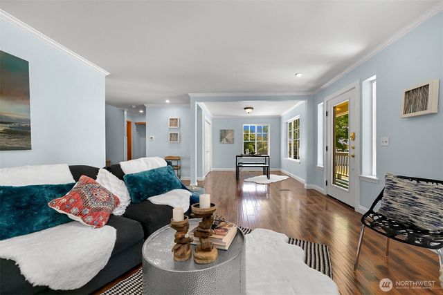 1811 Williamsburg Court, Bellingham, WA 98226