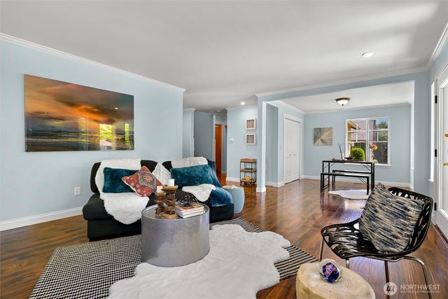 1811 Williamsburg Court, Bellingham, WA 98226