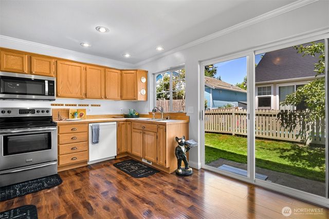 1811 Williamsburg Court, Bellingham, WA 98226