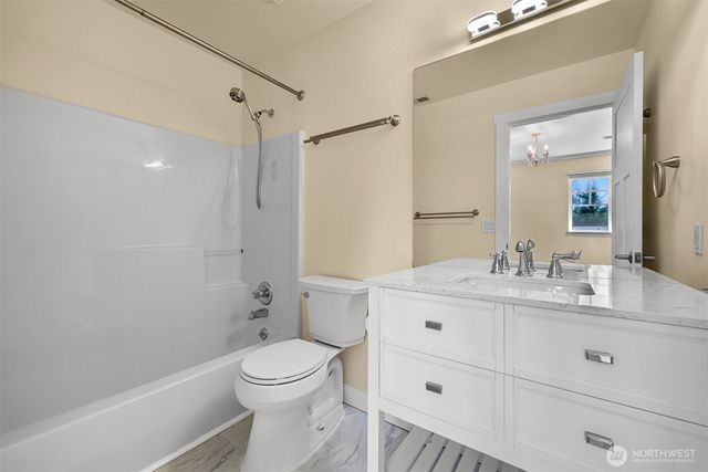 1811 Williamsburg Court, Bellingham, WA 98226