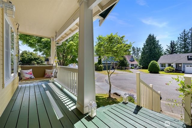 1811 Williamsburg Court, Bellingham, WA 98226