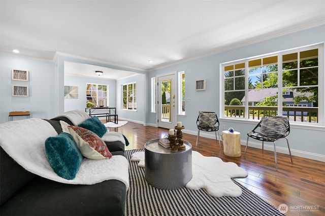 1811 Williamsburg Court, Bellingham, WA 98226
