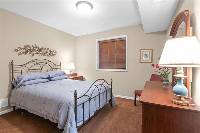 6816 Longview Street, Shawnee, KS 66218