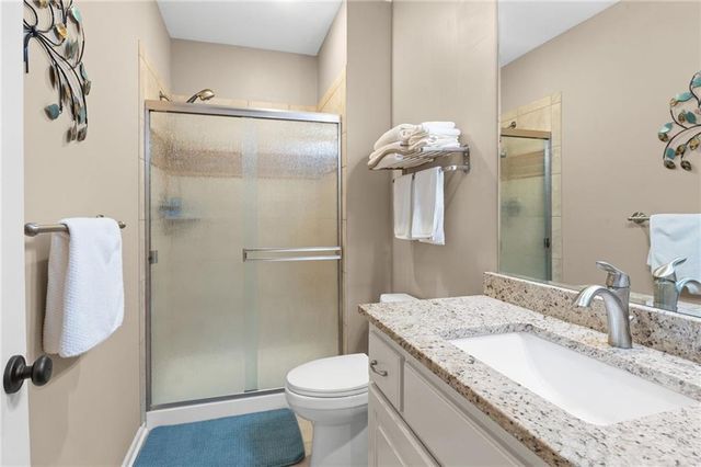 6816 Longview Street, Shawnee, KS 66218