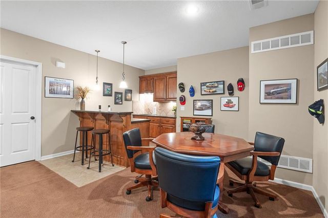 6816 Longview Street, Shawnee, KS 66218